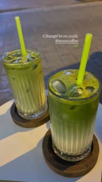 MUUS'ta iki bardak buzlu matcha